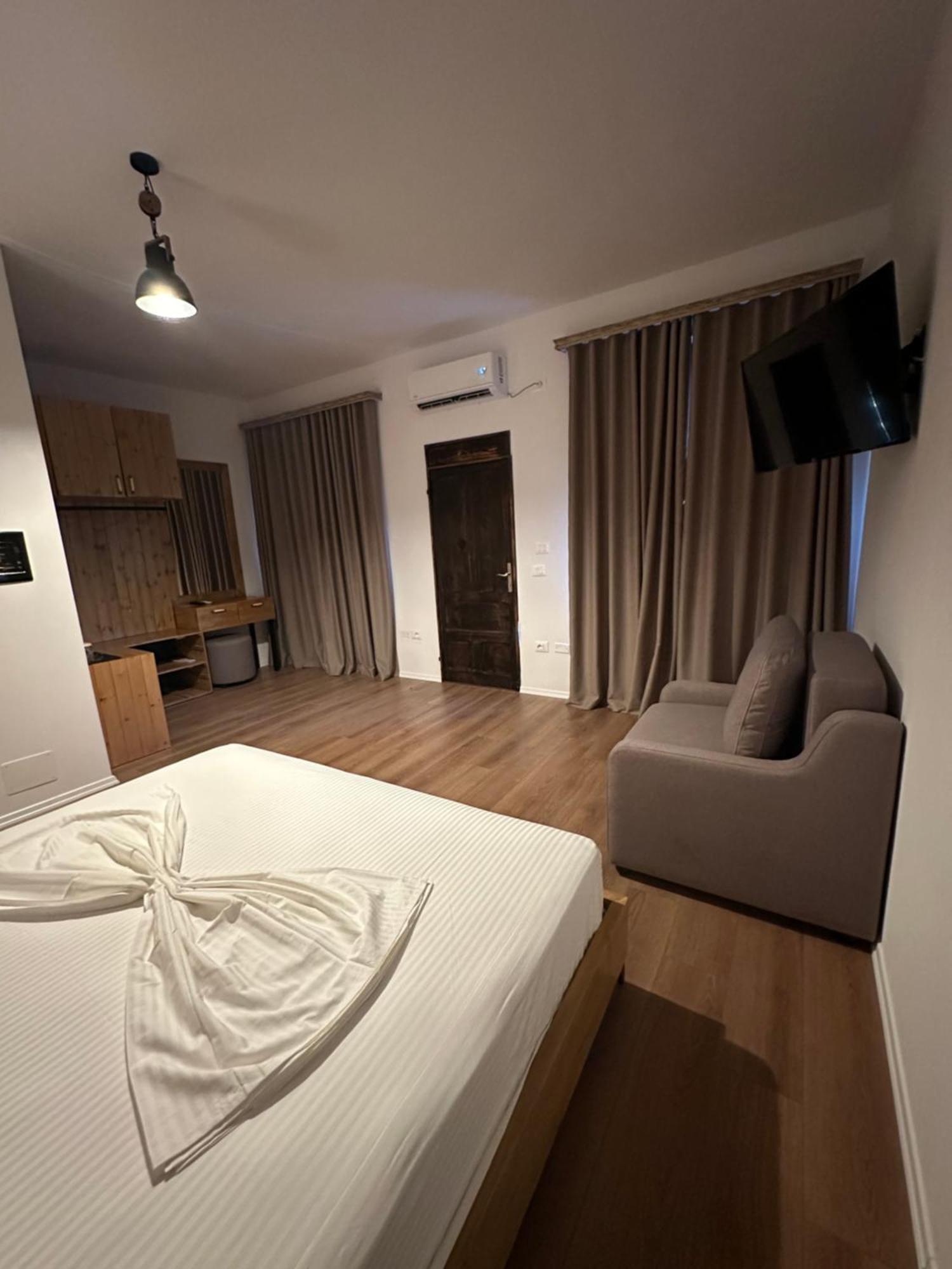 Kantina & Ferma Dukat Hotel Orikum